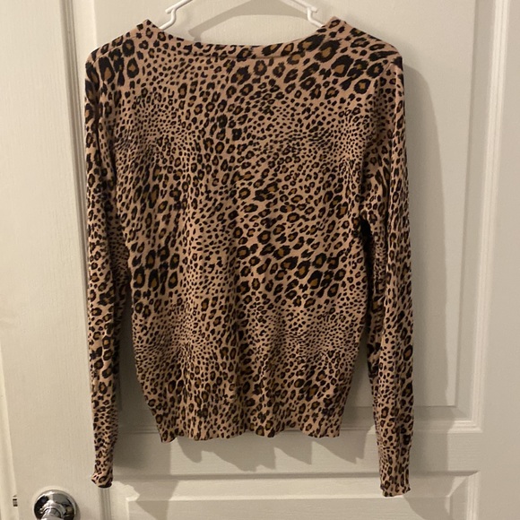 Time and Tru leopard cardigan - Picture 2 of 3